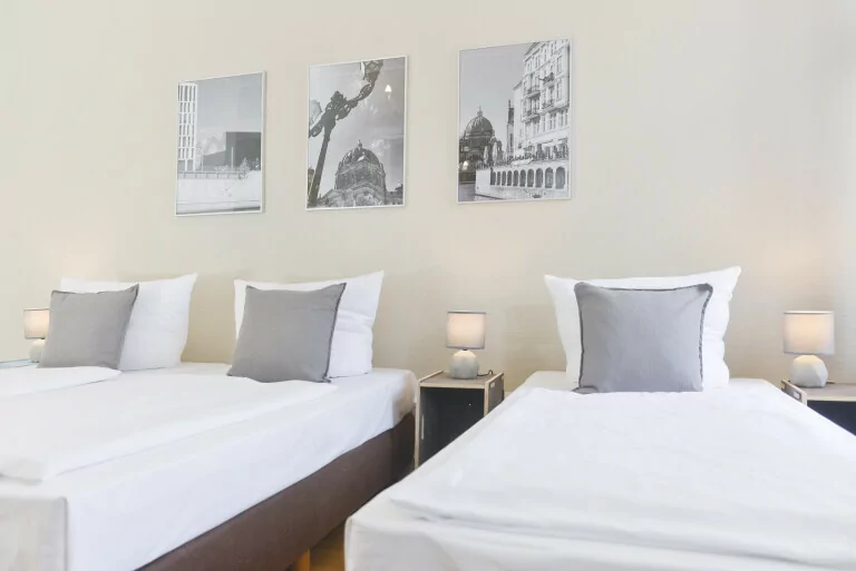 bedrooms in family plus apartment OTA-Berlin